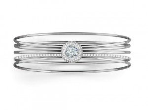 M28-Solitaire-Pave-Bangle-Bezel-WG