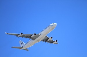 飛行機にコンタクトを持ち込む場合